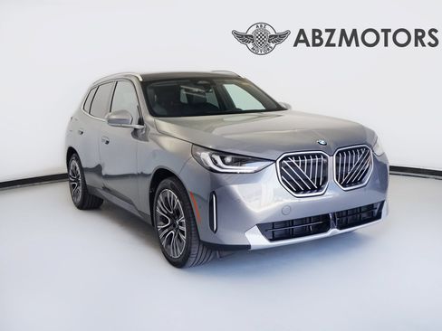 Used 2025 BMW X3 xDrive30i AWD/4WD image 1