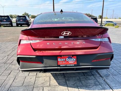 New 2026 Hyundai Elantra Sport FWD image 6
