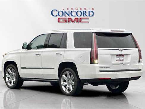 Used 2017 Cadillac Escalade Premium Luxury image 6