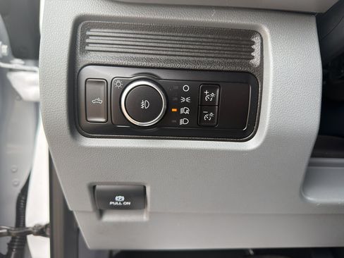 Used 2024 Ford F250 XLT w/ FX4 Off-Road Package image 19