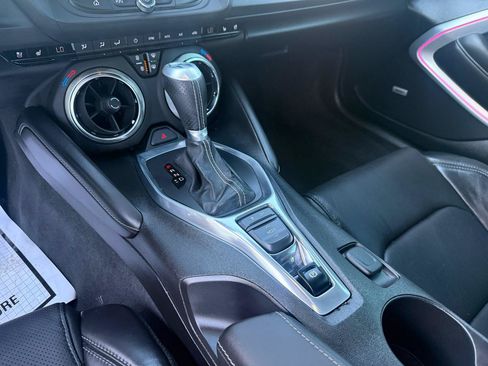 Used 2017 Chevrolet Camaro SS RWD image 19