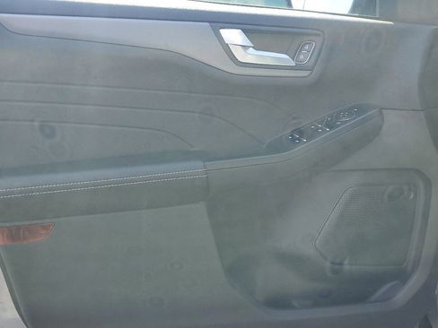 New 2024 Ford Escape PHEV image 10