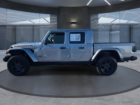 Used 2021 Jeep Gladiator Mojave image 3
