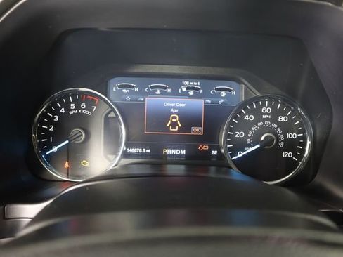 Used 2019 Ford F150 Lariat w/ Equipment Group 502A Luxury image 43