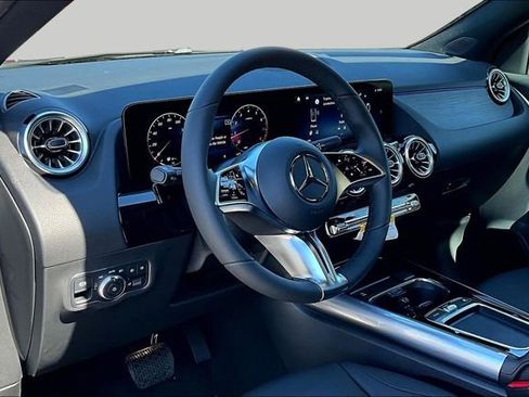New 2026 Mercedes-Benz GLA 250 4MATIC image 8