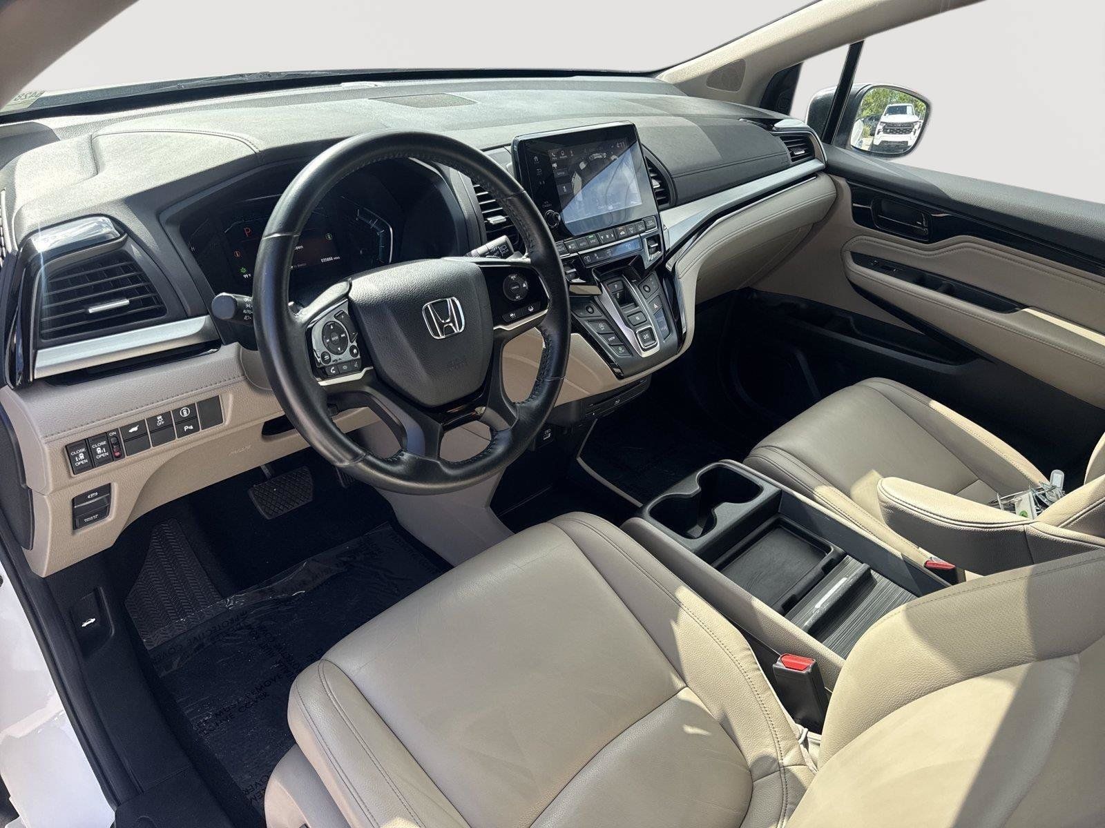 Used 2024 Honda Odyssey Touring image 10