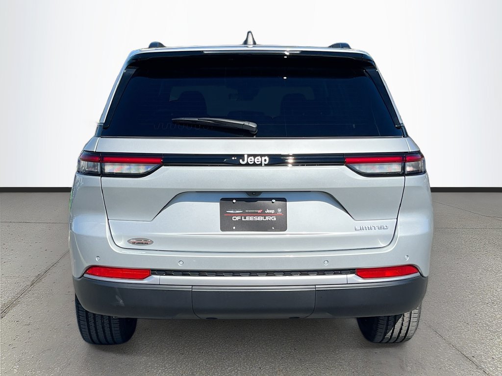 New 2026 Jeep Grand Cherokee Limited w/ Trailer Tow Package RWD image 6