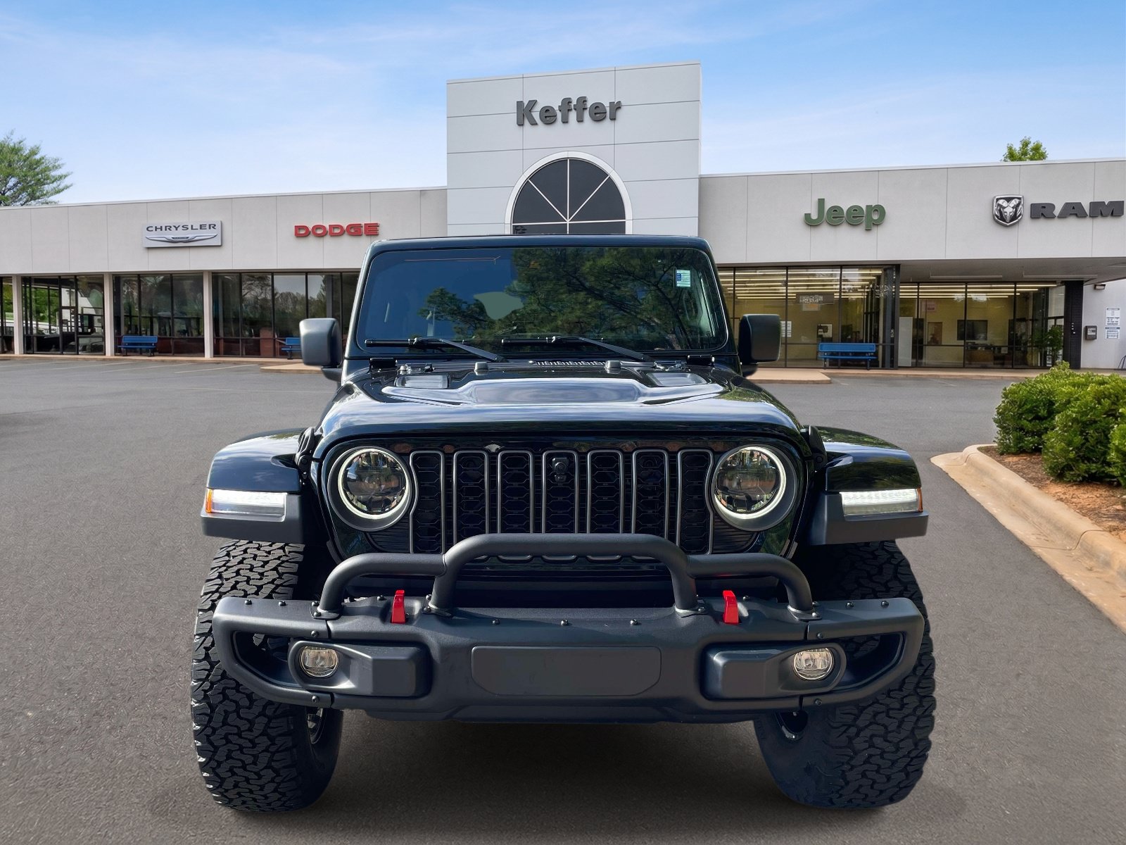 Certified 2025 Jeep Wrangler Unlimited Rubicon AWD/4WD image 2