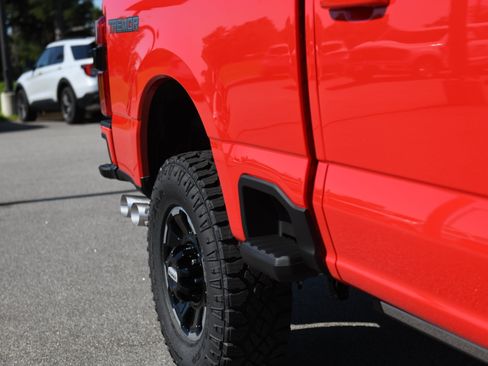 New 2026 Ford F250 Lariat AWD/4WD image 7
