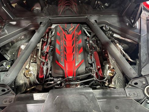 Used 2023 Chevrolet Corvette Stingray Coupe w/ 1LT RWD image 12