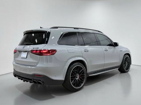 Used 2025 Mercedes-Benz GLS 63 AMG 4MATIC image 17