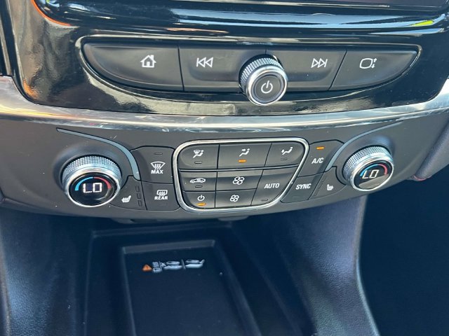 Used 2023 Chevrolet Traverse RS AWD/4WD image 30