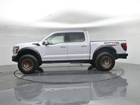 Used 2025 Ford F150 Raptor image 33
