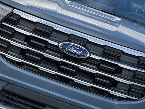 New 2026 Ford Explorer Active w/ Active Comfort Package image 3