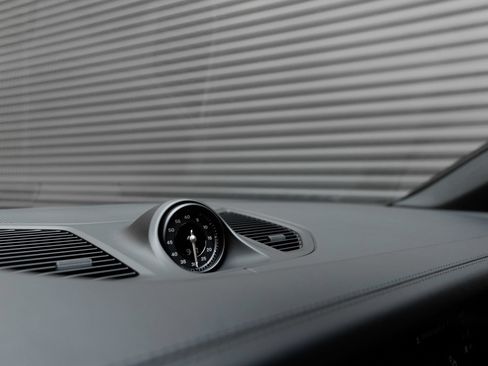 Certified 2026 Porsche Cayenne Coupe AWD/4WD image 21