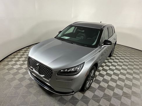 Certified 2022 Lincoln Corsair FWD image 9