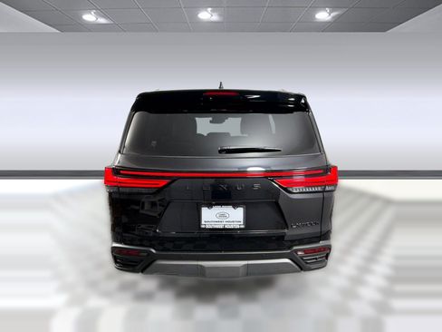 Used 2025 Lexus LX 700h Overtrail AWD/4WD image 10