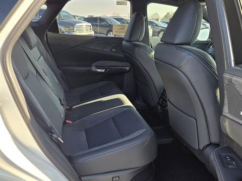 New 2026 Lexus RX 450h AWD image 8