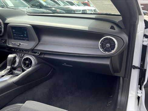 Used 2018 Chevrolet Camaro LT image 15