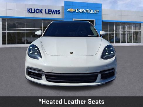 Used 2019 Porsche Panamera RWD image 2
