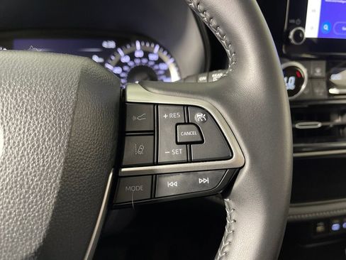 Certified 2024 Toyota Highlander LE image 27