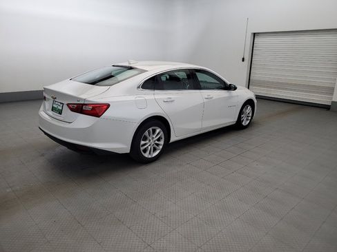 Used 2017 Chevrolet Malibu LT FWD image 10