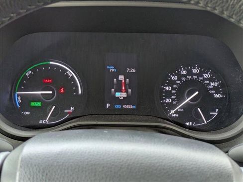Used 2024 Toyota Sienna XLE FWD image 4
