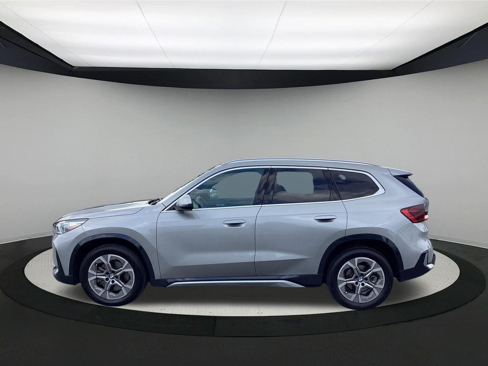 Used 2024 BMW X1 xDrive28i AWD/4WD image 5