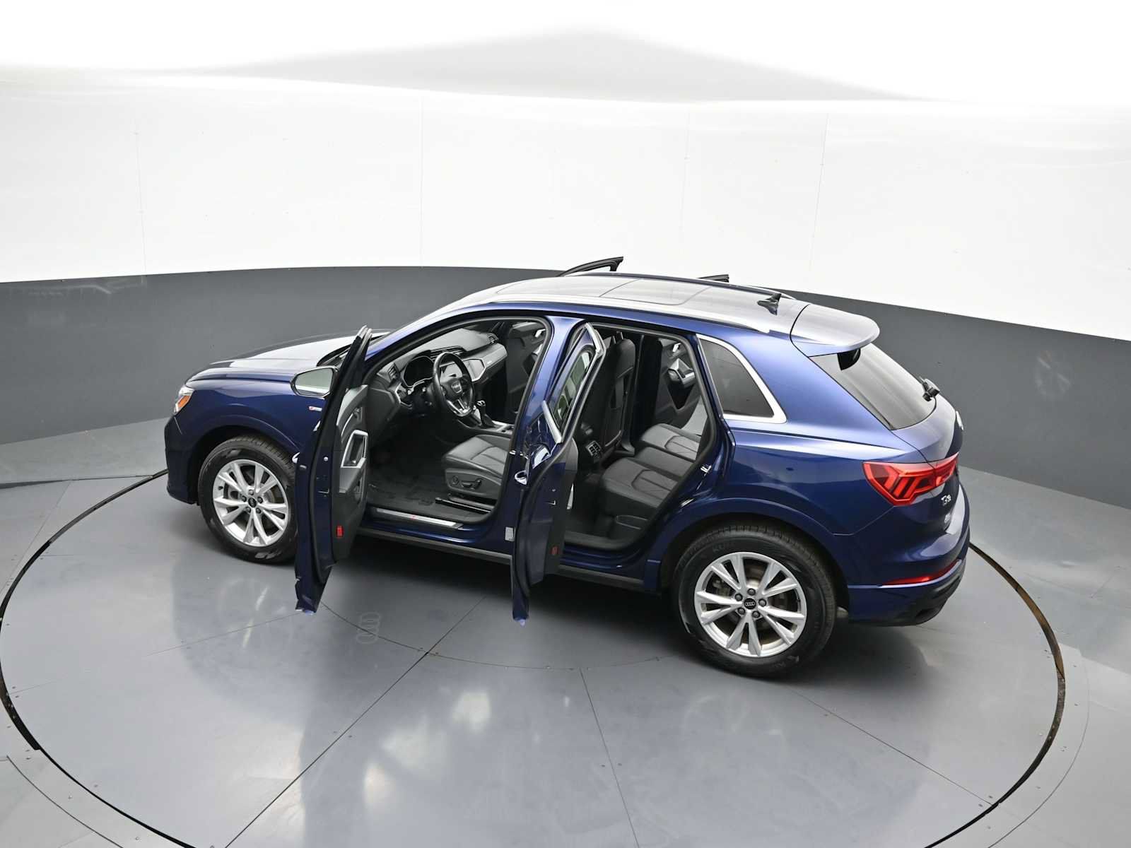 Used 2023 Audi Q3 2.0T Premium Plus AWD/4WD image 43