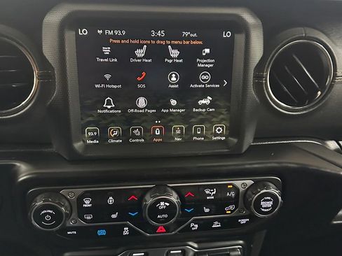 Used 2023 Jeep Wrangler Unlimited Sahara AWD/4WD image 23