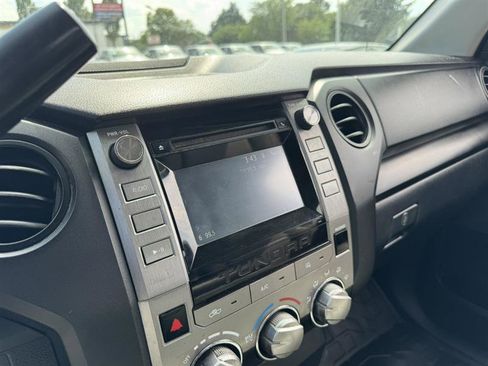 Used 2017 Toyota Tundra SR AWD/4WD image 12