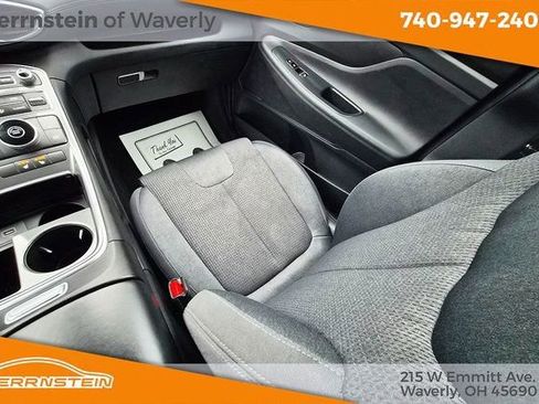 Used 2023 Hyundai Santa Fe SEL image 14