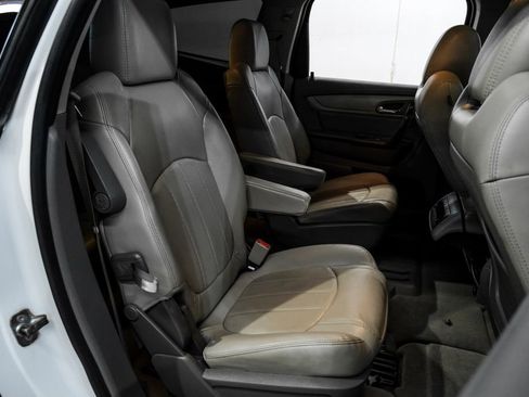 Used 2017 Chevrolet Traverse Premier FWD image 35