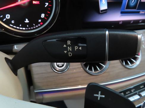 Used 2019 Mercedes-Benz E 450 Cabriolet image 15
