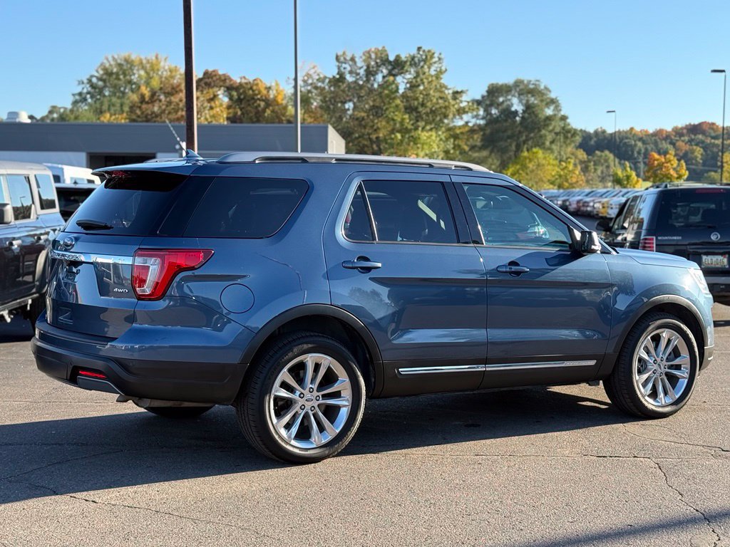 Used 2019 Ford Explorer XLT w/ Equipment Group 202A AWD/4WD image 46