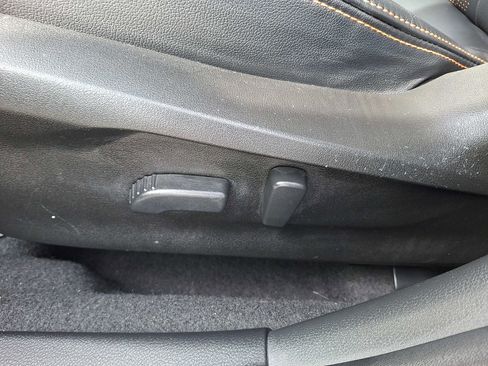 Used 2023 Subaru Crosstrek 2.5i Limited w/ Moonroof Package image 12