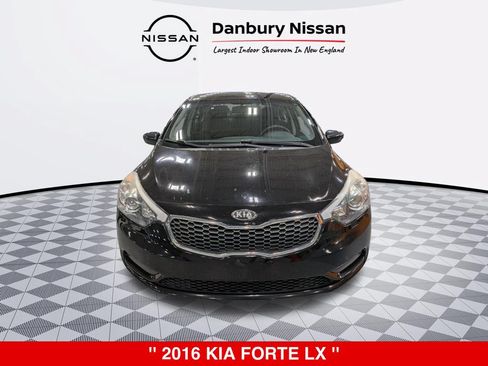Used 2016 Kia Forte LX FWD image 8