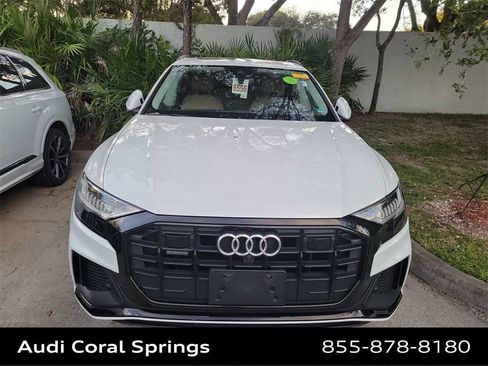 Used 2020 Audi Q8 Prestige w/ Prestige Package image 9