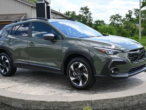 Used 2025 Subaru Crosstrek 2.5i Limited AWD/4WD image 3