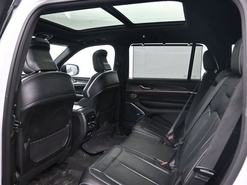 Used 2021 Jeep Grand Cherokee L Overland w/ Advanced Protech Group III image 25