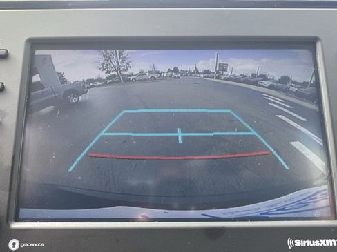 Used 2022 Toyota RAV4 XLE image 22