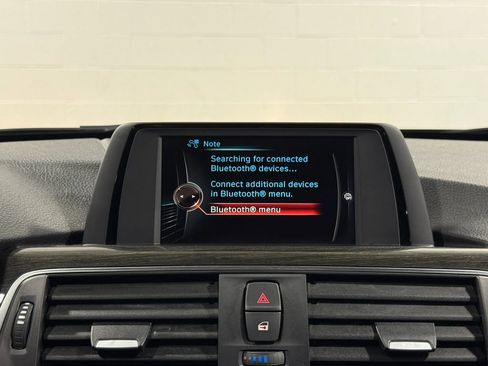 Used 2017 BMW 330i Sedan RWD image 33