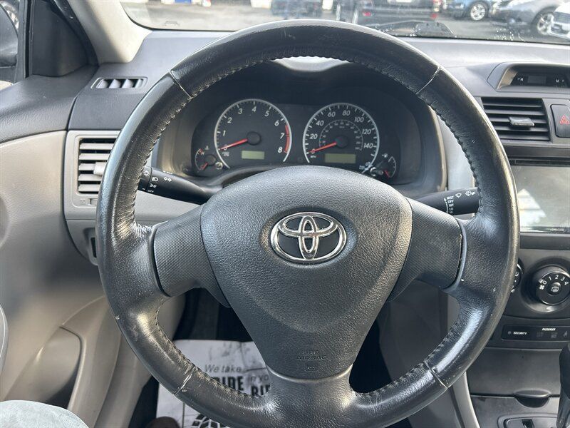 Used 2013 Toyota Corolla L FWD image 13