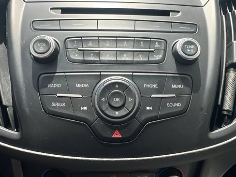 Used 2018 Ford Escape SE AWD/4WD image 21