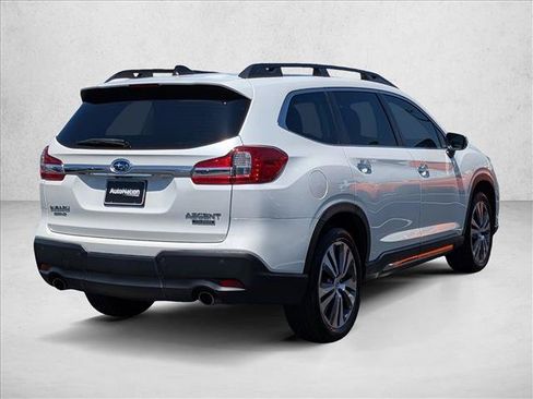 Used 2022 Subaru Ascent Touring AWD/4WD image 5