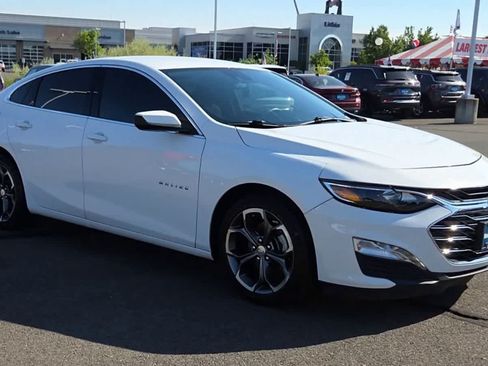 Used 2023 Chevrolet Malibu LT FWD image 2