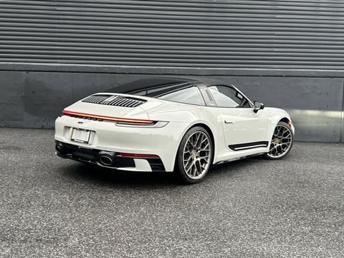 Certified 2022 Porsche 911 Targa 4S image 10