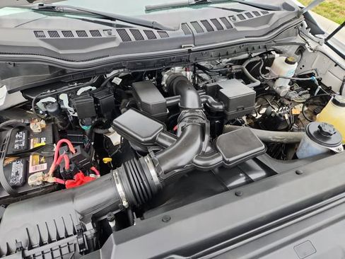 Used 2022 Ford F250 XL w/ Power Equipment Group AWD/4WD image 15