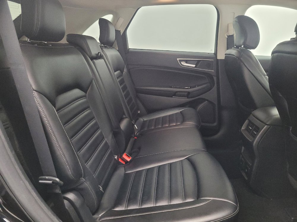 Used 2019 Ford Edge SEL w/ Equipment Group 201A FWD image 19