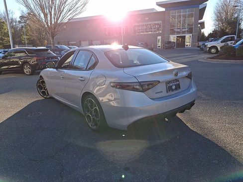 New 2025 Alfa Romeo Giulia w/ Veloce Package Rwd image 6